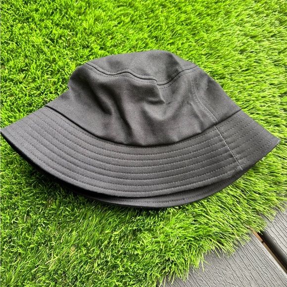 ASOS Black Bucket Hat - Picture 3 of 5